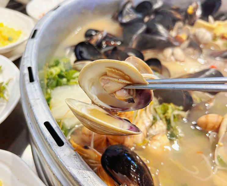  [천안맛집]도심에서 느낄 수 있는 바다의 향기 갯벌의 조개 천안신방점