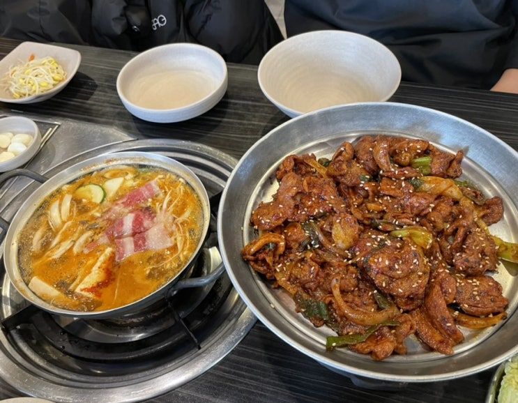  광주 쌈밥 맛집 '예향정' 첨단점 두루치기와 찌개 한식당