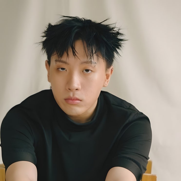 "래퍼 <b>나플라</b>", <b>병역</b>법 위반 혐의로 1년 수감 후 보석으로 석방... 