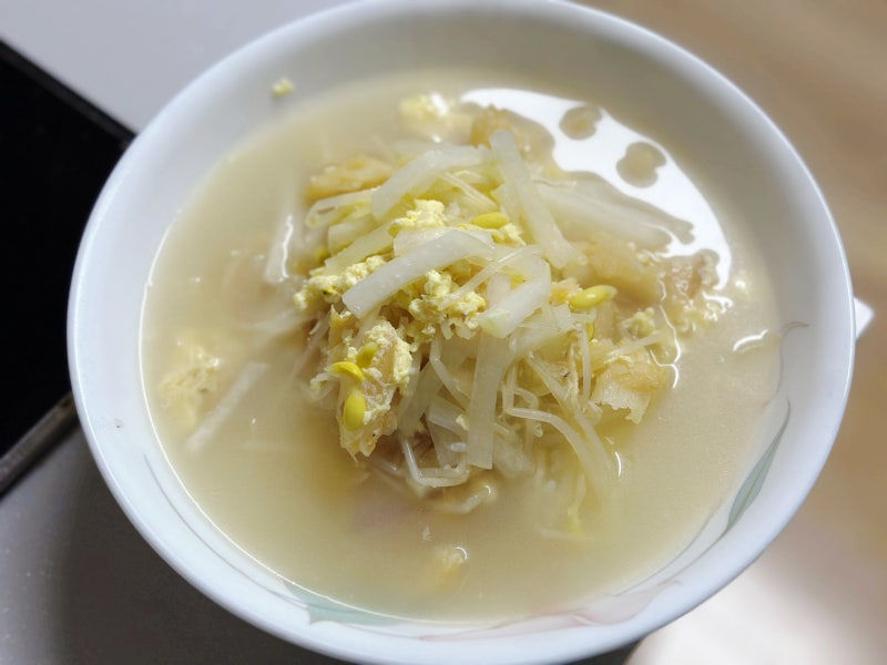 겨울철 뜨끈하고 뽀얀 황태국, 황태콩나물국, 황태무국 끓이는 방법, 레시피