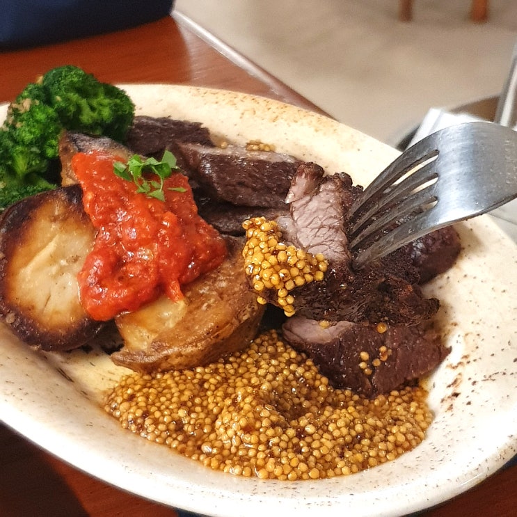  운정맛집 운정 홈플러스 맛집 완벽 업스테어키친 파주운정본점