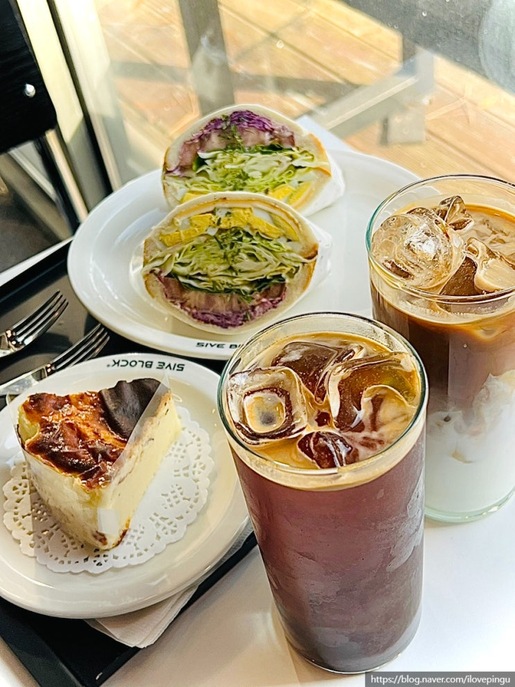  속재료 알찬 샌드위치 맛집 추천 청라 카페 파이브블럭