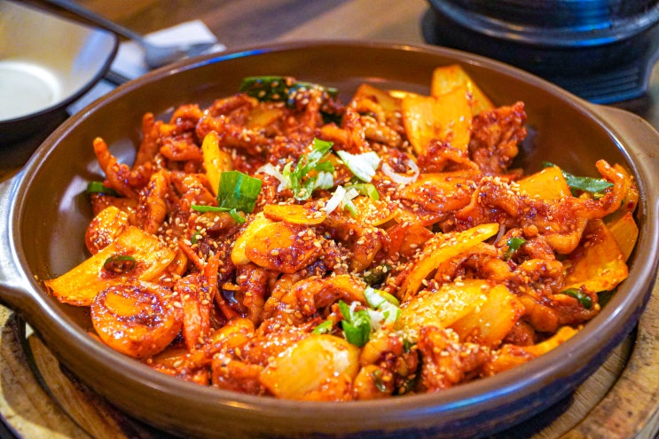  광주 화정동 술집 나그네 친절함과 한식 안주 맛집