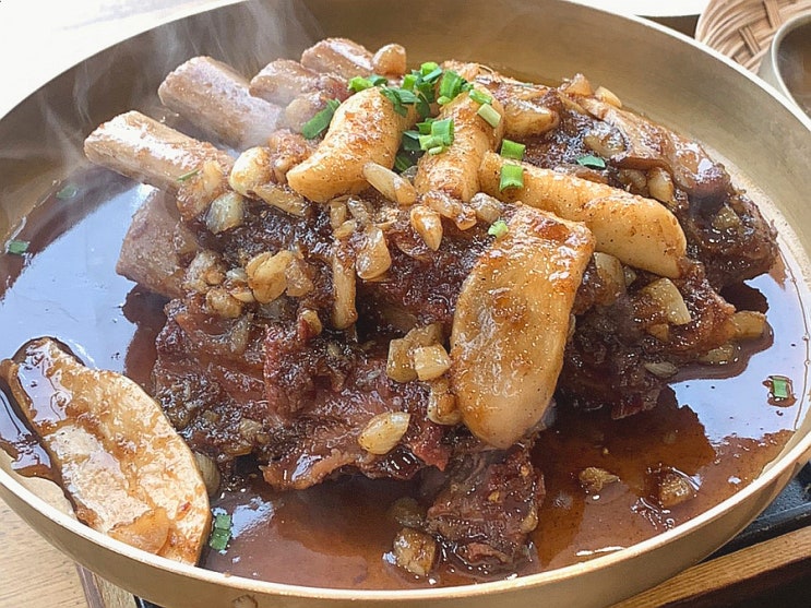  스르륵 발라지는 소갈비찜::바른찜갈비_영종도