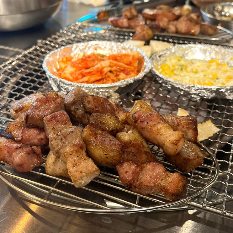  대구 북구 육즙 가득 삼겹살 맛집 <박대박왕소금구이> 모임 장소 추천