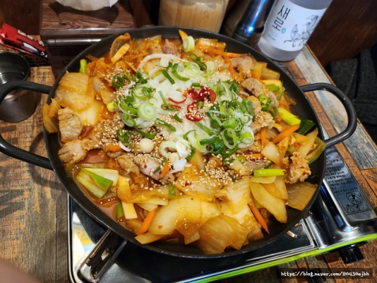  사당역 안주맛집 사당골 돼지집 돼지김치두루치기 후기