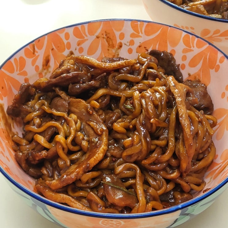  짜파게티에 '이것'을 넣으면 맛이 3배 더 좋아집니다!