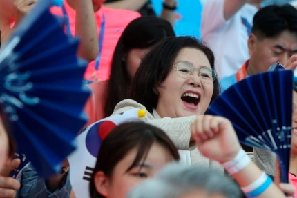 “靑경호원, <b>김정숙여사</b>에... 유용 <b>의혹</b> 김혜경...검찰... 