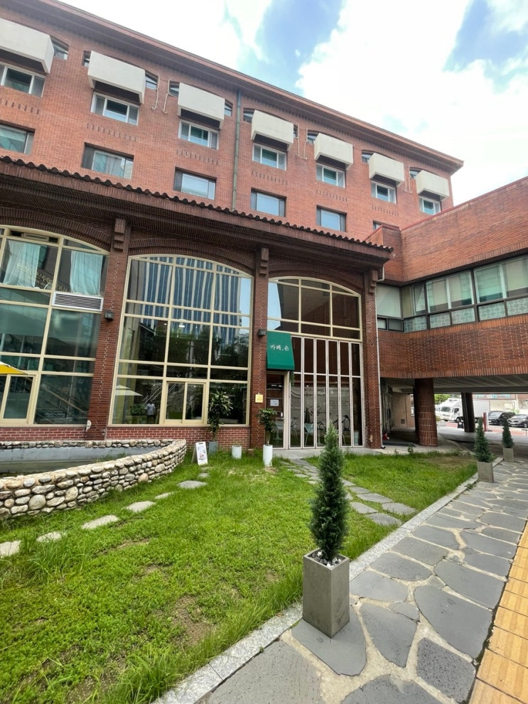 웨딩홀 투어 후기 : 기독교 예식으로 좋은 채플 웨딩, 한국교회 100주년 기념관 네오트로