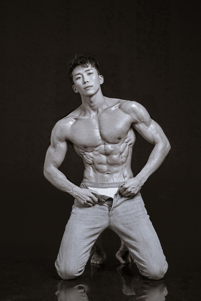 < 모두의운동 그룹PT 길동점 > 코치님을 소개해드립니다.