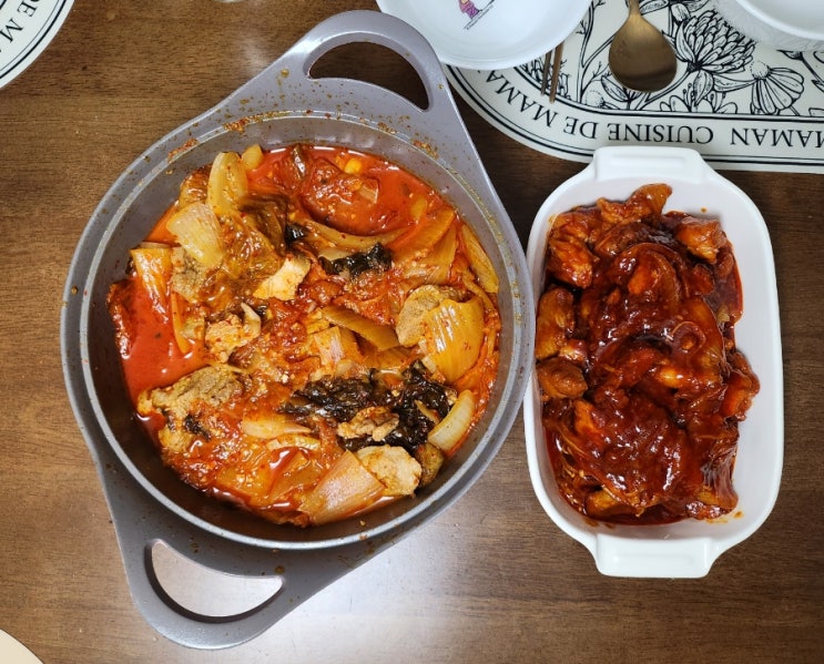  밍듀의 집밥 로그_너굴맨표 김치찌개, 돼지 두루치기