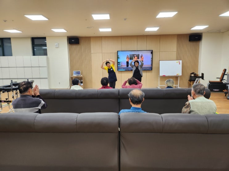  대전주간보호센터 예스케어둔산주간보호센터의 행복한 일상입니다~~^^