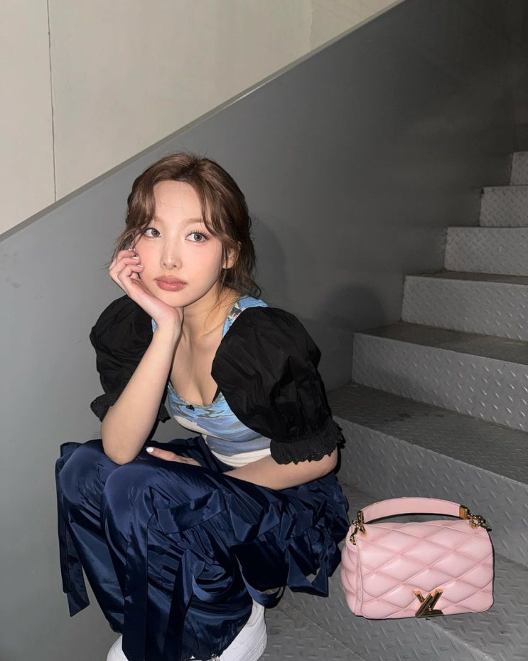 트와이스 나연, 디즈니 공주 그 자체...발리서 화장기 없이 뽐낸 싱그러운 미모 트와이스 나연, 디즈니 공주 그 자체...발리서 화장기 없이 뽐낸 싱그러운 미모