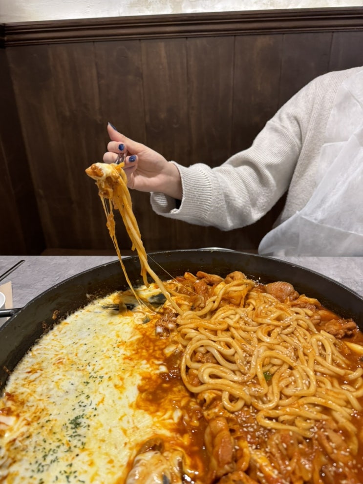  [명동역] 명동 닭갈비 추천, 빤닭빤닭 치즈닭갈비 명동점 후기