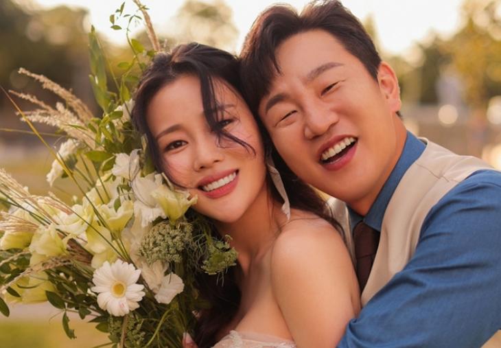 개그맨 커플 이혜지정호철 3월 9일 결혼 <b>손석구</b> 같아 귀여워