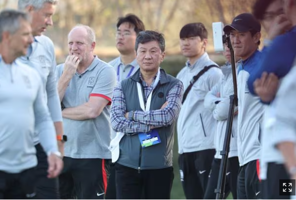 클린스만 문제 핵심은 <b>정몽규 축구협회장</b>이다. (손흥민 <b>이강인</b>... 