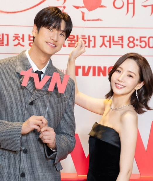 군미필 나인우 '내남편과결혼해줘' 해외 포상휴가 병무청 허가 신청 군미필 나인우 '내남편과결혼해줘' 해외 포상휴가 병무청 허가 신청
