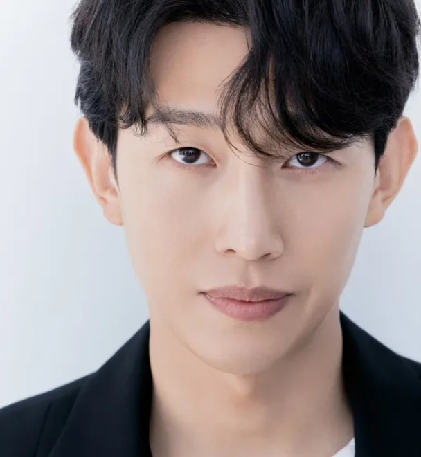 끝내주는해결사 [강기영] 프로필 조현우 장모 갤러리 아이스하키 인스타 이지아 유퀴즈 우영....