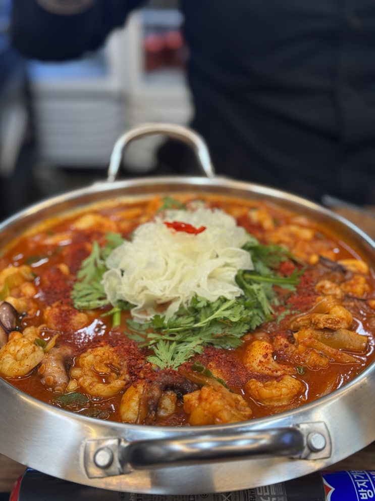  [강남구청맛집] 중앙실비- 술을 부르는 강남구청낙곱새