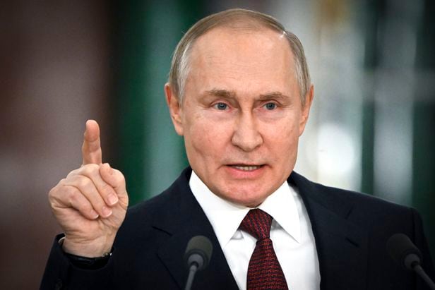 <b>푸틴</b> 대통령 "러시아, 곧 암 백신 개발할 것"