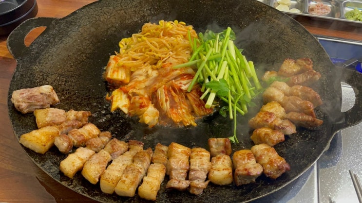  의정부맛집 : 삼솥 의정부 본점 삼겹살 김치전골 야무지게 먹은 후기