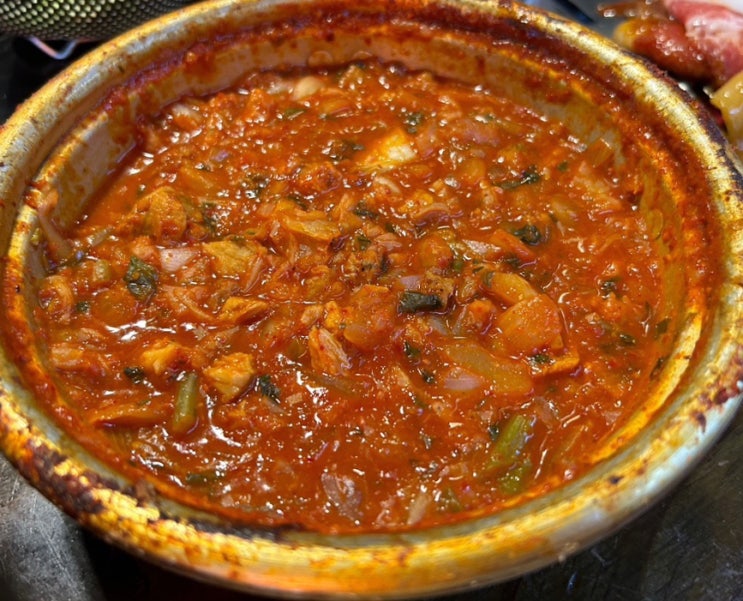 열탄불<b>고기</b> 새마을식당 7분<b>돼지</b>김치찌개 / <b>스타벅스</b> 신메뉴... 