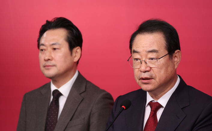與, <b>정진석</b>·김학용·<b>성일종</b>·송석준·홍철호 등 12명 <b>단수 공천</b>