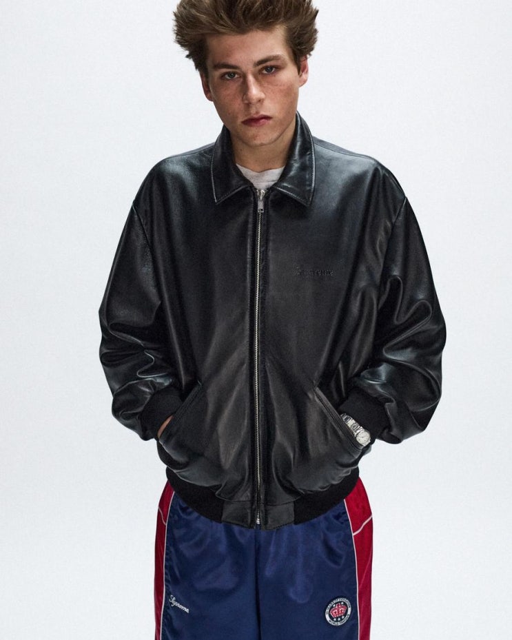 슈프림 2024 S/S 컬렉션 룩북 공개 슈프림 2024 S/S 컬렉션 룩북 공개