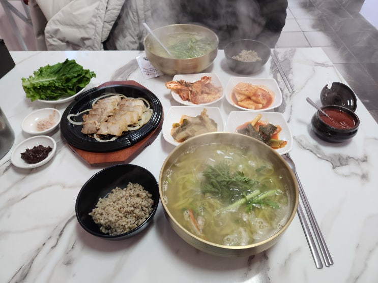  [청주] 심가네 : 완벽한 보쌈세트 맛집(보삼 + 칼국수 + 보리밥)