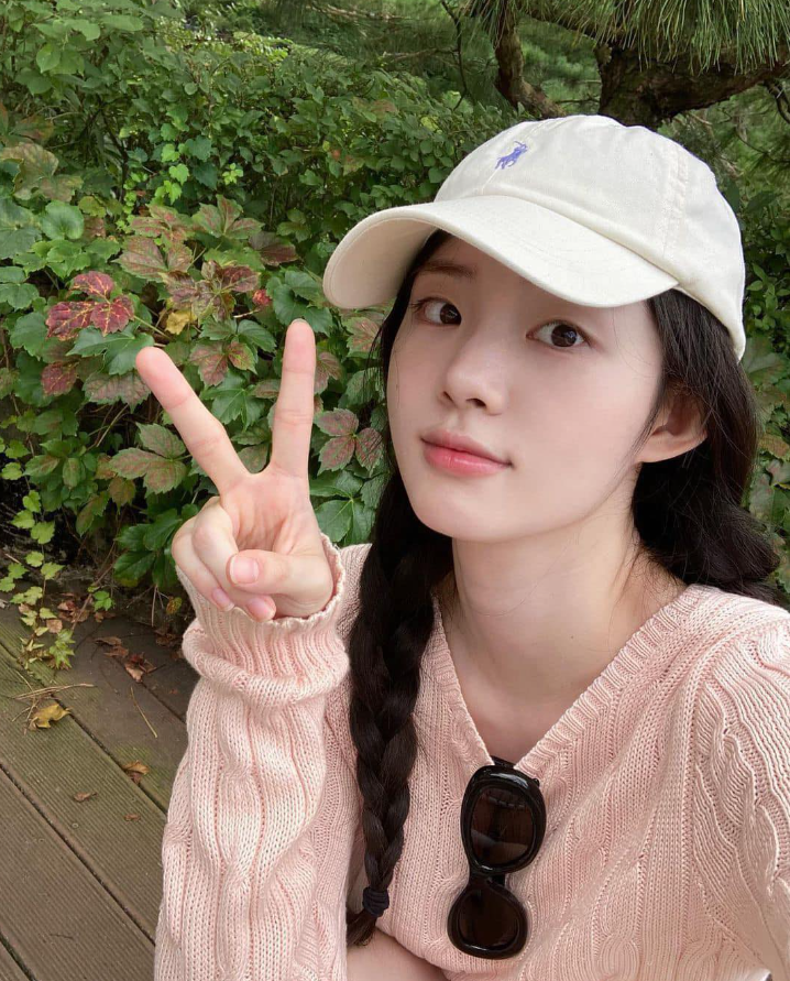  여자 연예인들도 사로잡은 폴로 랄프로렌 볼캡의 매력! 심플하면서도 스타일리시한 완벽한 야구 모자