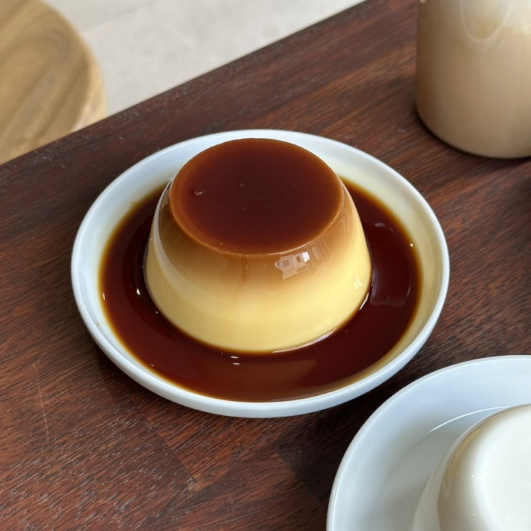  [은평구 새절 카페, 시로] 일본식 커스터드 푸딩과 밤라떼 맛집
