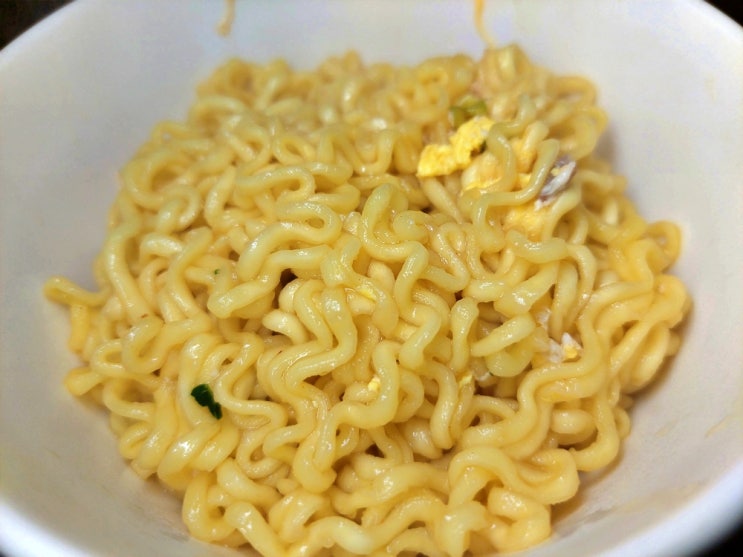  진라면 순한맛 가격 조리법 영양정보 칼로리 계란 넣고 끓여 먹은 후기