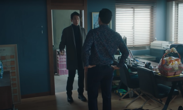  사이다 결말, 가족 건드린 놈은 못 참지. 망치 하나로 참교육 「나의 아저씨」