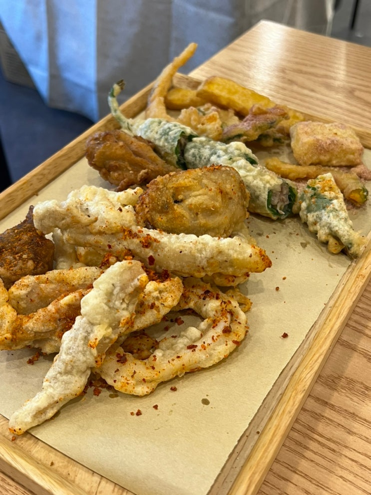 건대 맛집 중국식 튀김과 맥주 한 잔 하기 좋은 '짜오팡즈튀김'