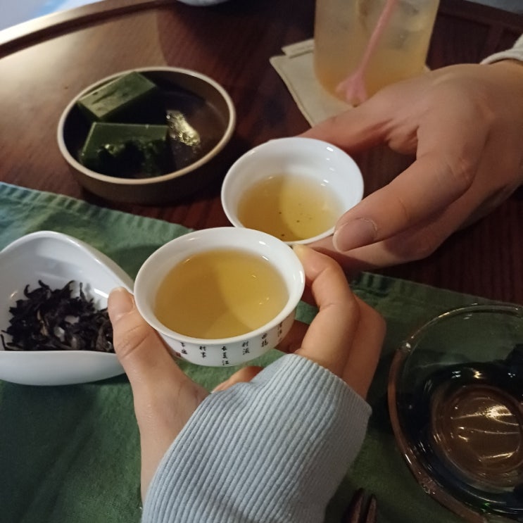  수원 이색데이트체험카페 행궁동 초록뱀티하우스 티오마카세