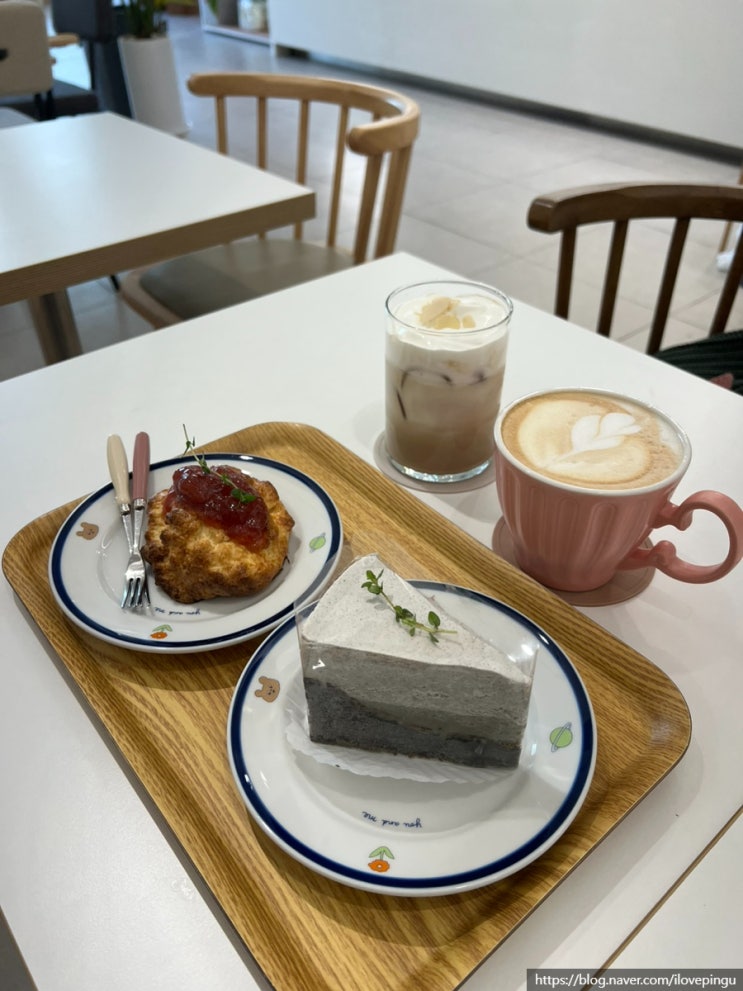  디저트 & 케이크 맛집 검단 카페 추천 차모모