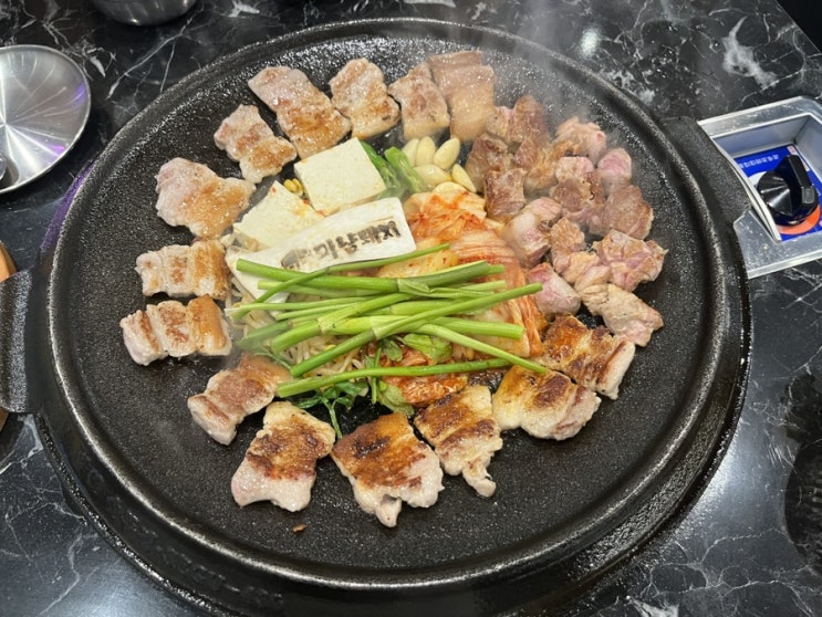  [가좌동맛집] 질좋고 육즙터지는 솥뚜껑 삼겹살이 있는 미남돼지