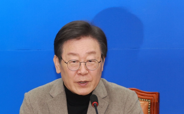 [N뉴스] <b>이재명</b> "왜 의대 2000명... 김동연 "윤석열·<b>한동훈</b>... 