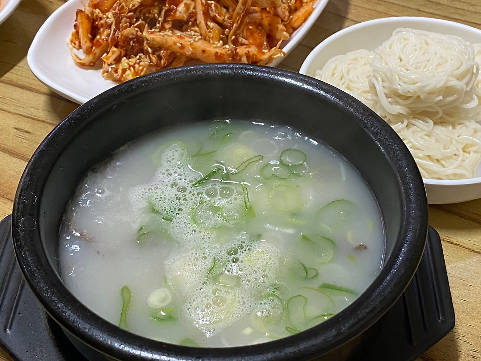 깍뚜기곰탕 사진 5