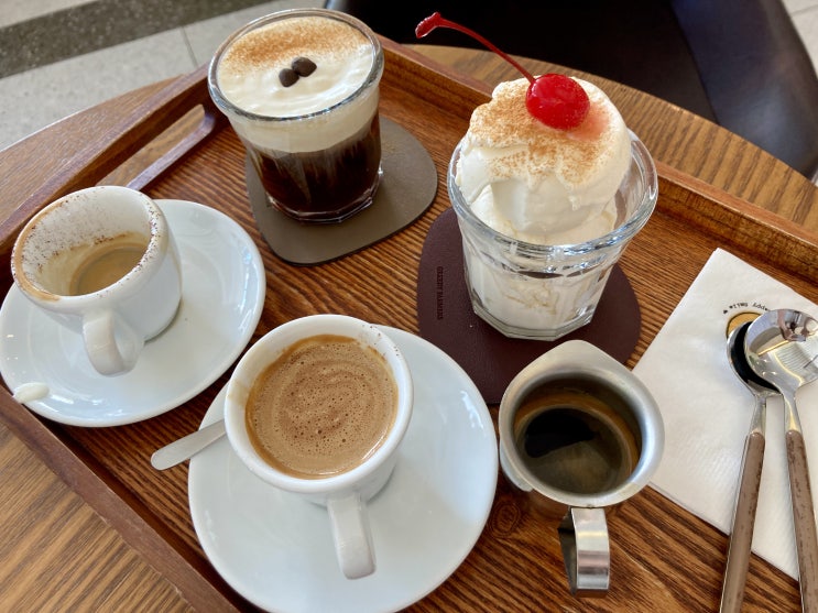 나폴리식 에스프레소 맛집 상무지구 먹자골목 라떼라라 카페 나폴리식 에스프레소 맛집 상무지구 먹자골목 라떼라라 카페