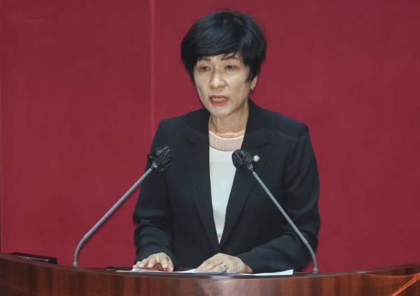 <b>김영주</b> 의원 민주당 <b>탈당</b>, 국회부의장이 하위 20% 통보 받아