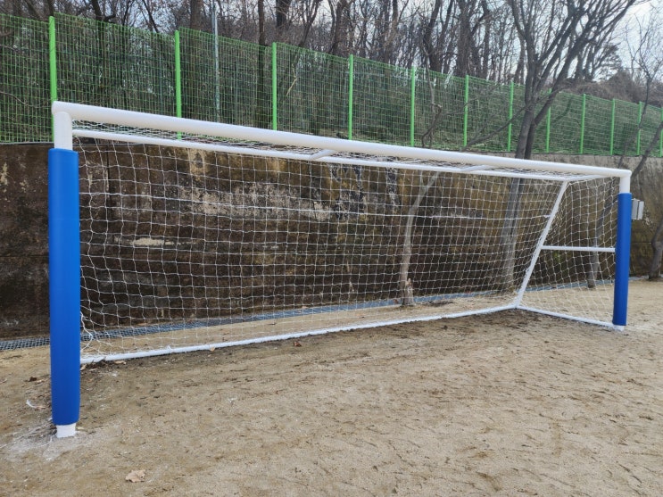  [날개스포츠] 서울양재고교 축구골대 도색, 축구골대보호대 설치 작업