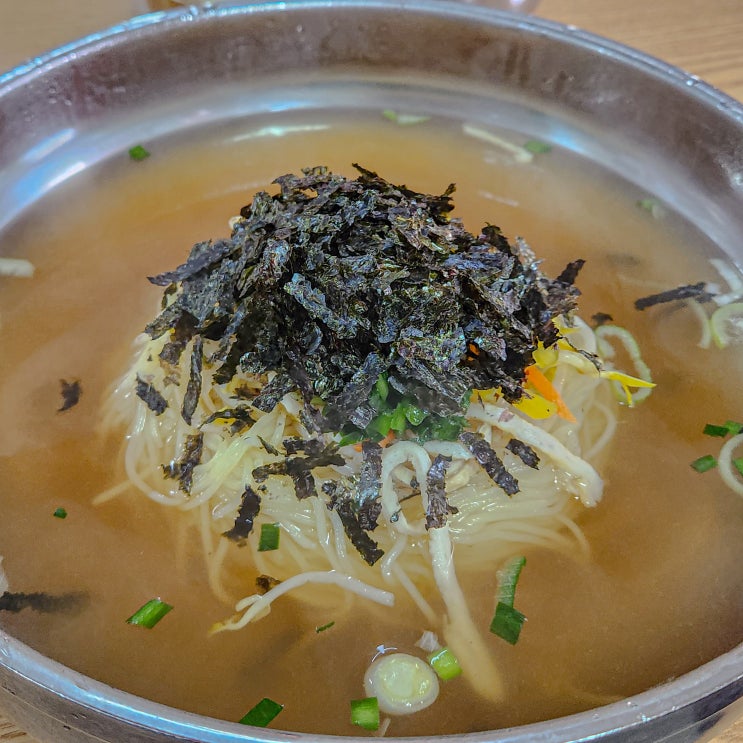  부산 안락동 맛집 멸치가살아있는국수 본점 점심 한끼의 행복