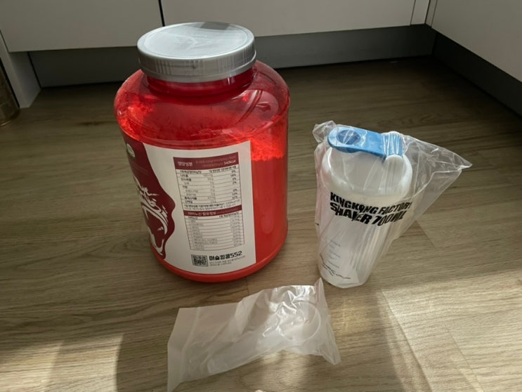 헬스 보충제 추천 게이너 킹콩 팩토리 552 벌크업 바나나맛 근육 체중증가 맛평가 가격 후기