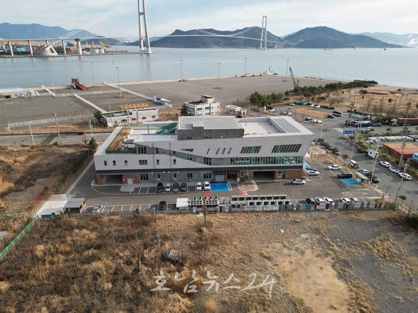  광양수산물유통센터 편의시설 편의점, 식당, 카페 등 8개소 입점자 공개모집