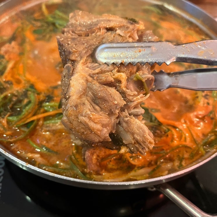  송도 감자탕 맛집 본대가 미나리감자탕 볶음밥까지 갓벽