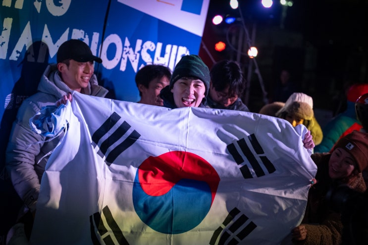 남녀동반 금메달"... <b>아이스클라이밍</b> <b>세계선수권</b> 쾌거!