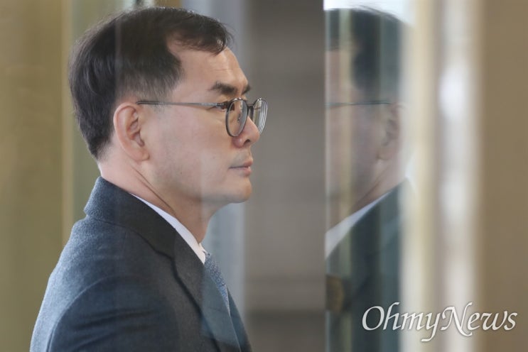 <b>탄핵</b>소추된 <b>안동완 검사</b>의 요구