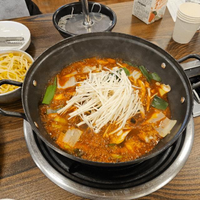  대구 칠곡3지구 맛집 가성비 좋은 갈비찜 앞산큰골집