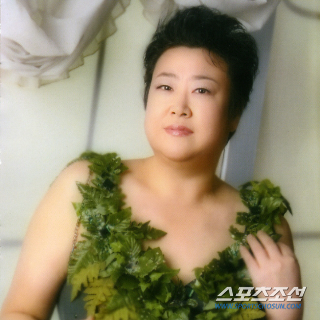 [RIP] 가수 <b>방실이</b> 별세(1963~2024) '17년 뇌경색 투병... 